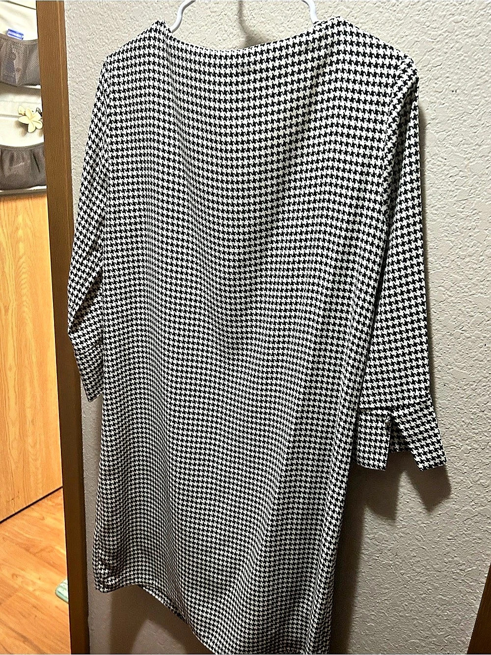H&M Houndstooth Mini Dress Black & White L Like New - Picture 7 of 7